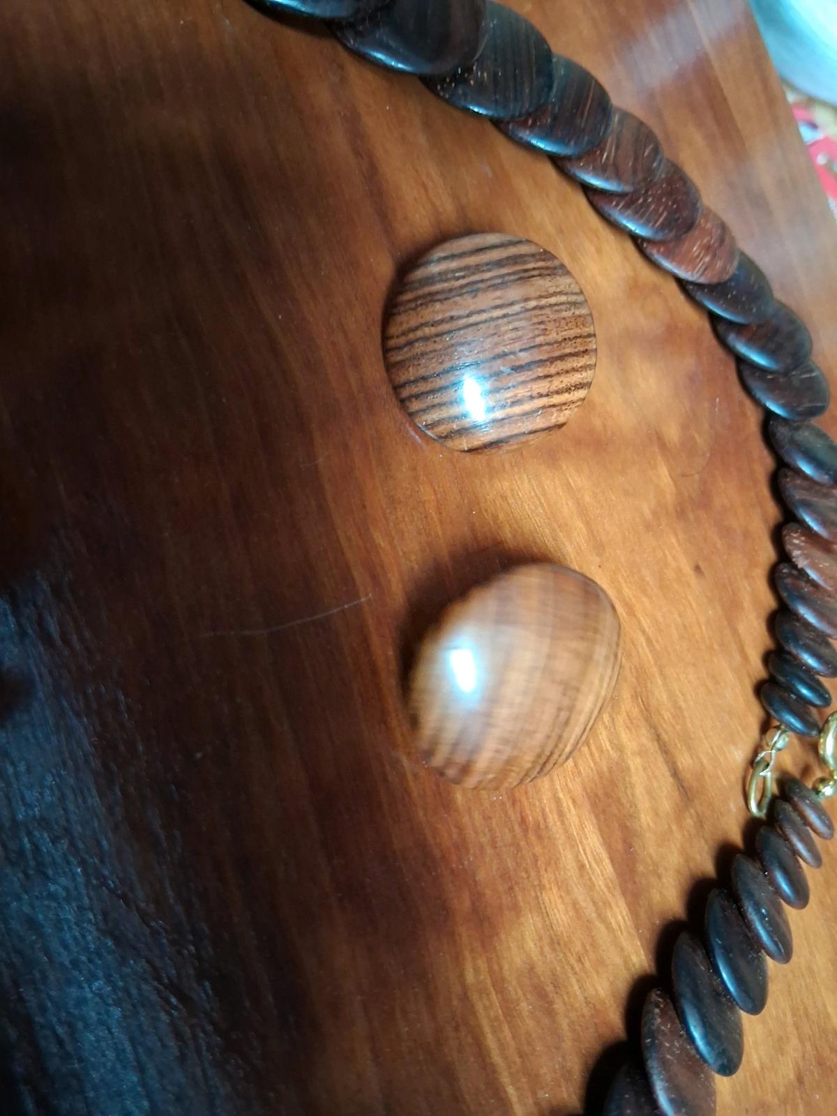 Vintage Overlapping Rosewood Disc Necklace and Earring Set - Pensacola, Florida - FleaMarketBay