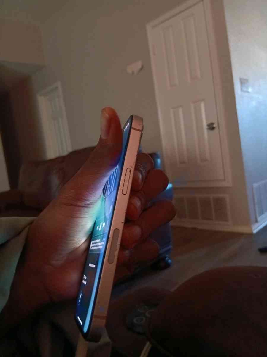 iphone 13 - Fort Worth, Texas - FleaMarketBay