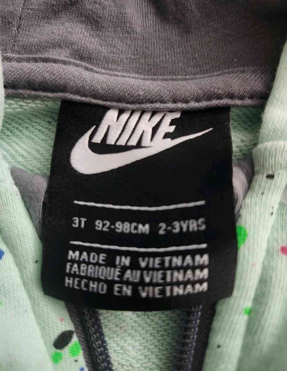 Nike Zip Uo Hoodie - Denver, Colorado - FleaMarketBay