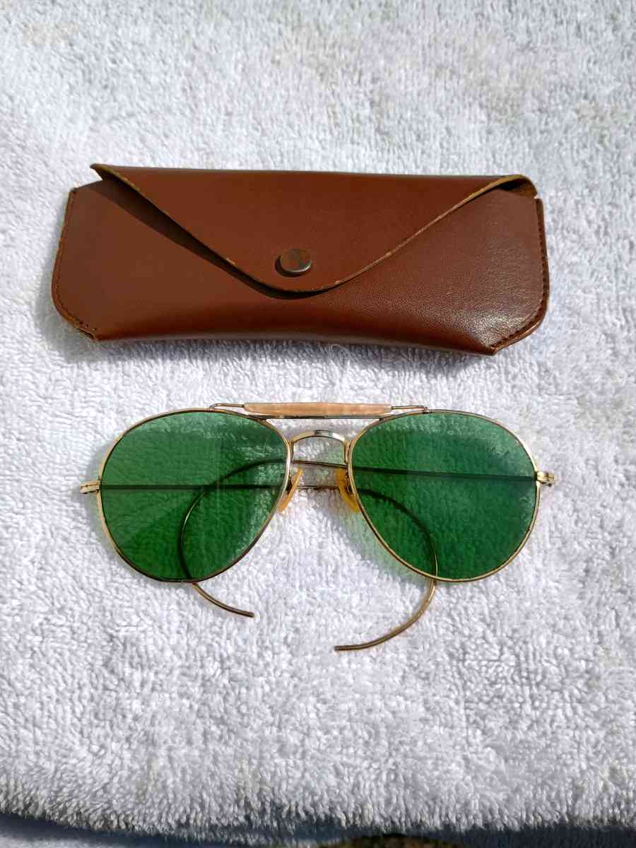 1960s aviation glasses original - Montgomery, Pennsylvania - FleaMarketBay
