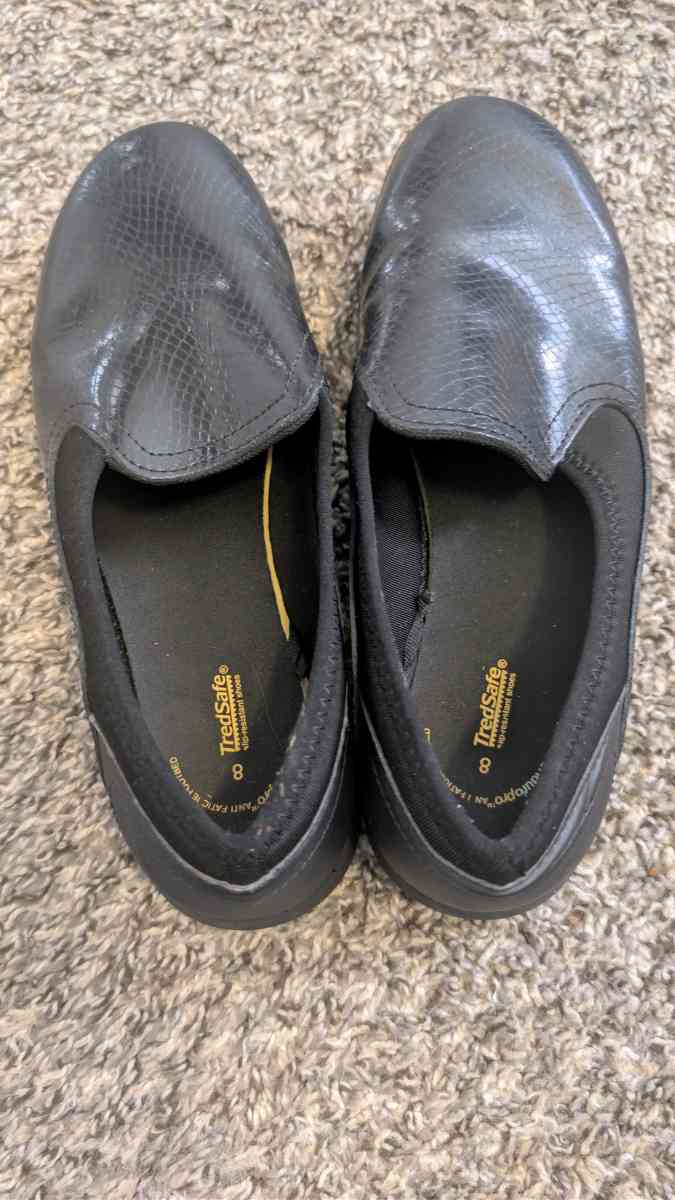 slip resistant work shoes