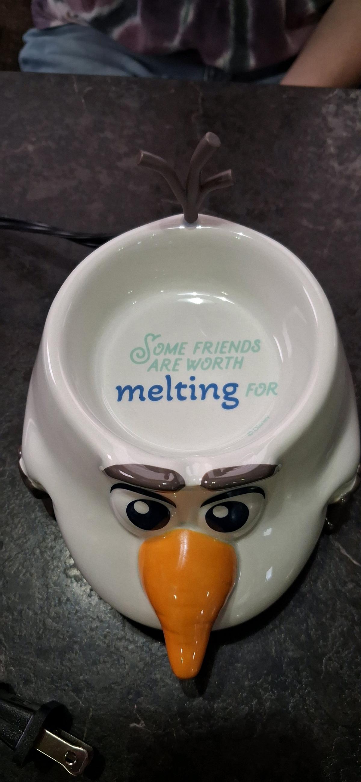 Olaf Warm Fuzzies Scentsy Warmer - Perkins, Georgia - FleaMarketBay