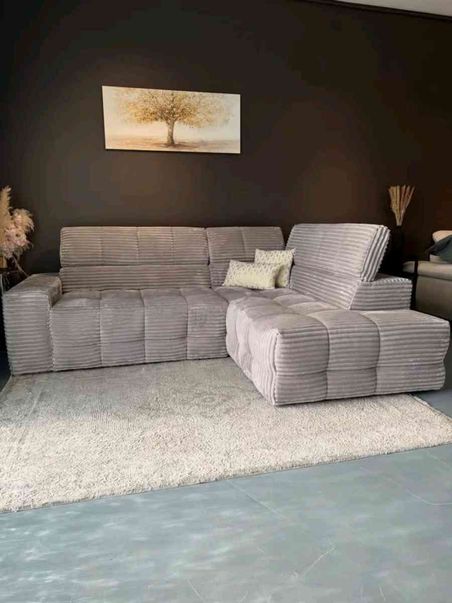 Hyleory Modular Corduroy Sectional - Dallas, Texas - FleaMarketBay