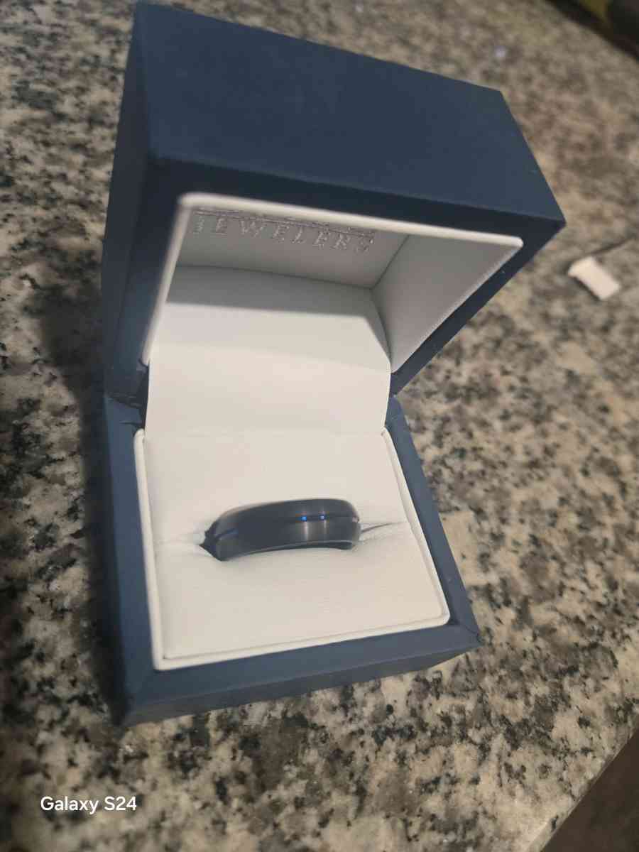 triton mens ring - Dallas, Texas