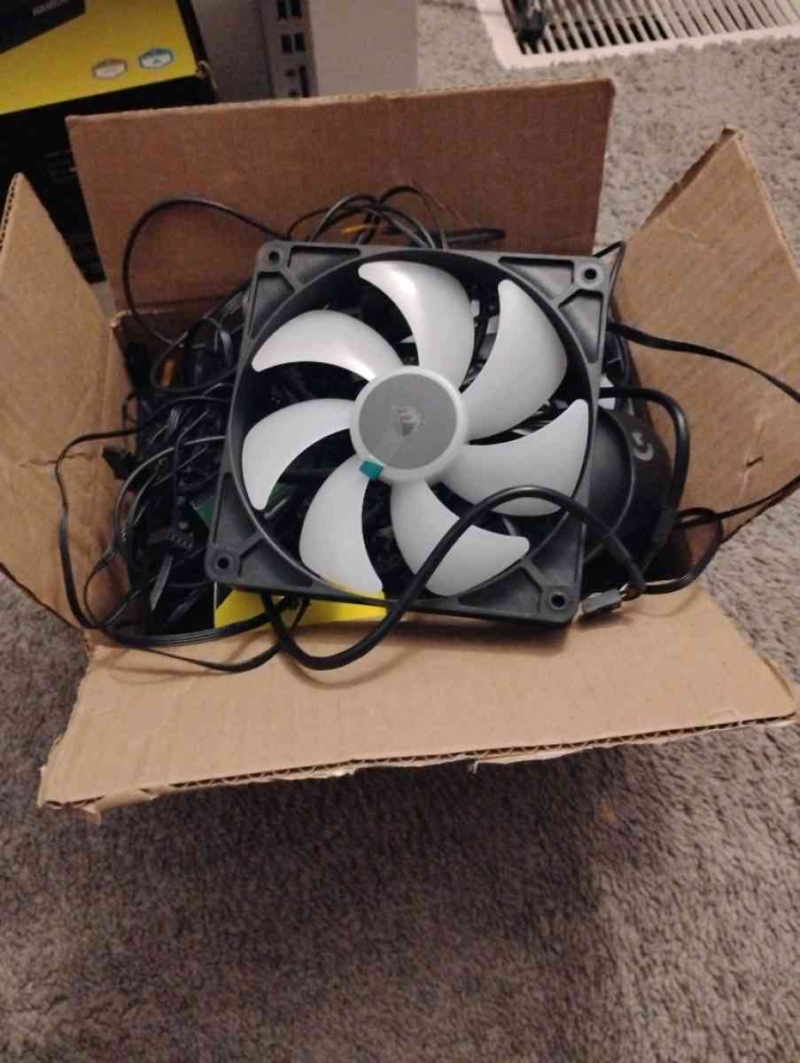 34 inch 4k Alienware curved monotor - Mentor, Ohio - FleaMarketBay