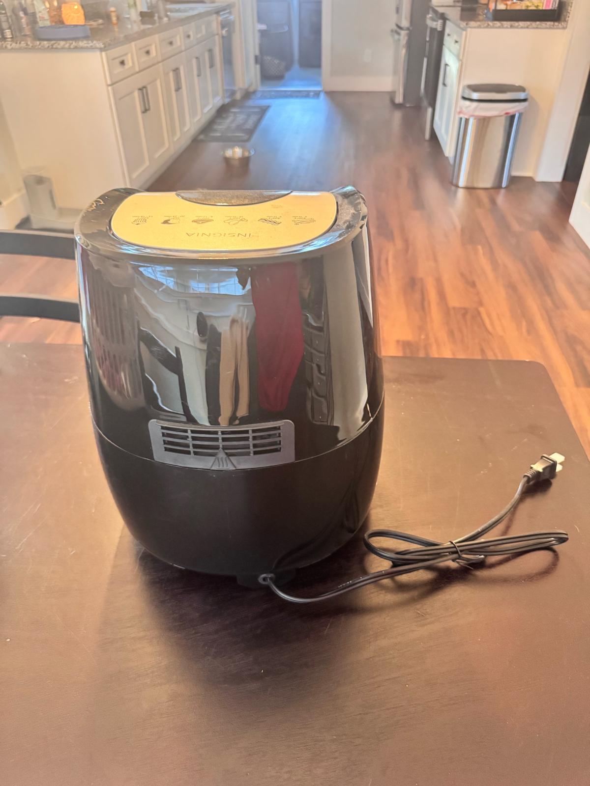 Insignia air fryer - Tampa, Florida - FleaMarketBay