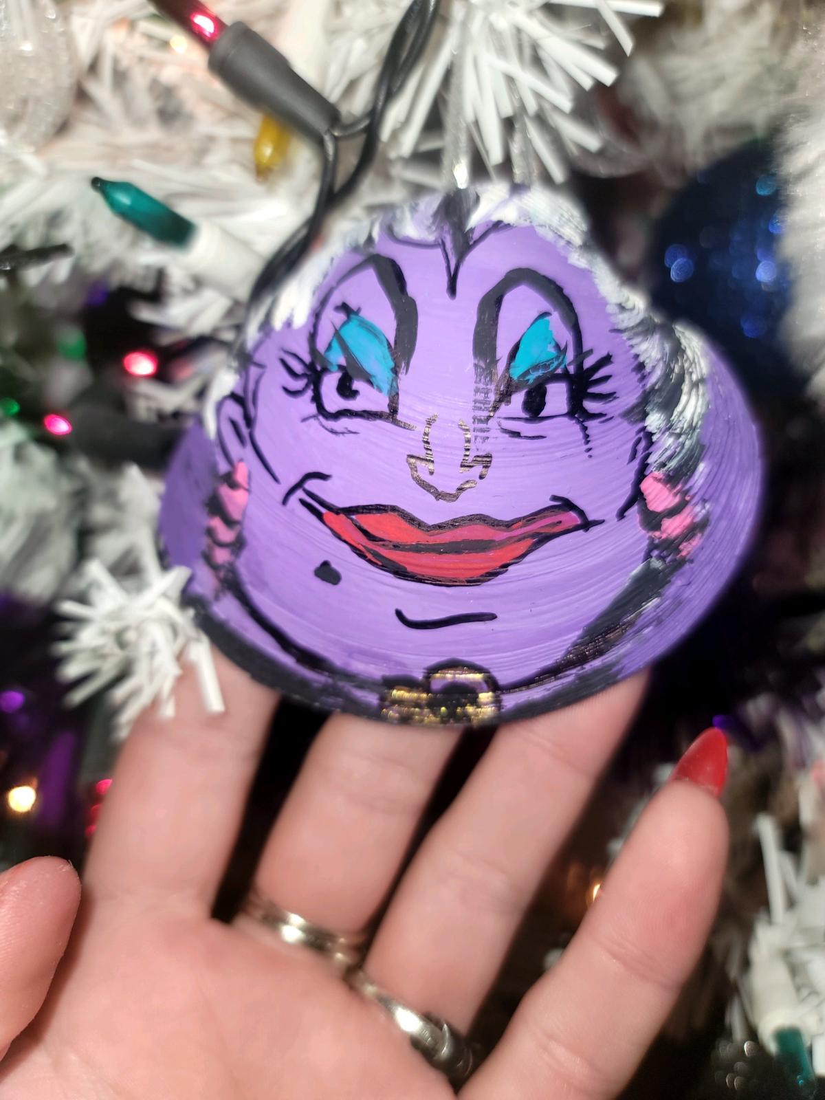 girl obsessed with disney - Myrtle Beach, South Carolina - FleaMarketBay