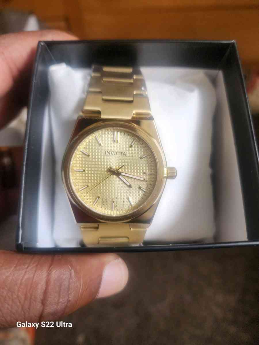 Invicta Celestial 40mm Watch - San Diego, California - FleaMarketBay