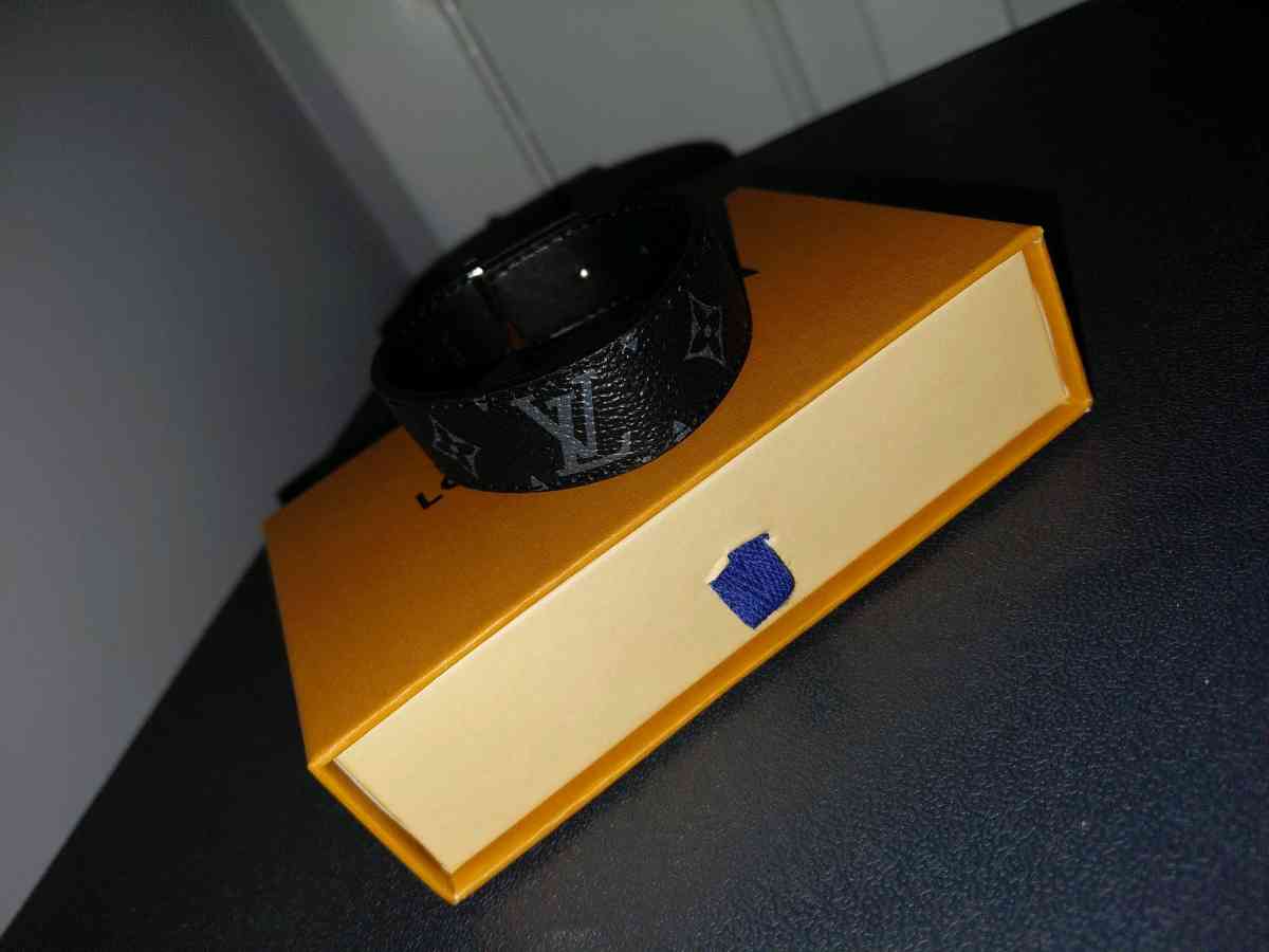 Braclet - Coconut Creek, Florida - FleaMarketBay