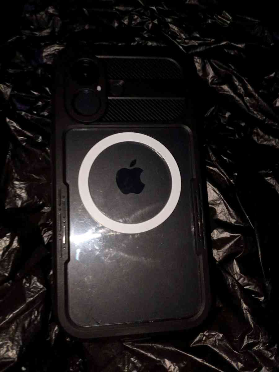 iphone 16e - Las Vegas, Nevada - FleaMarketBay