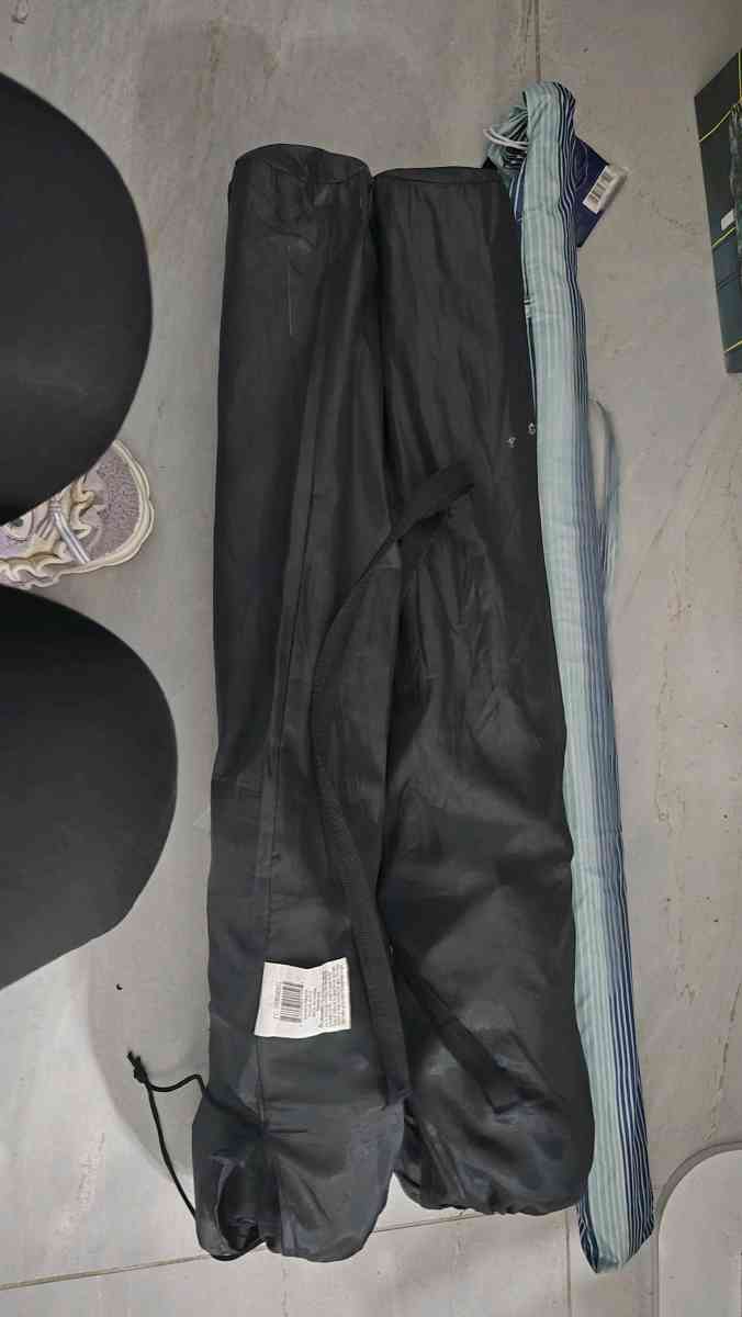 Beach Umbrella with Carrying Bag and chairs - Brooklyn, New York - FleaMarketBay