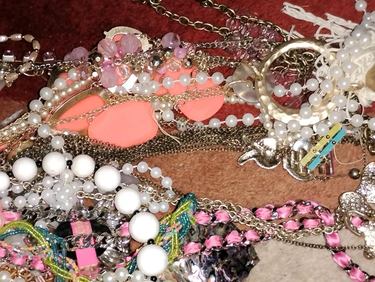 lot of necklaces - Golden, Colorado - FleaMarketBay