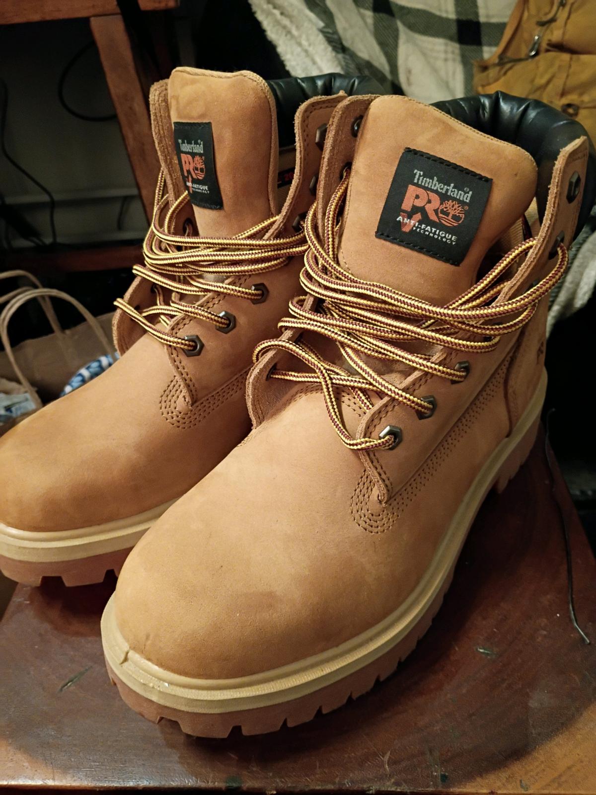 Timberland boots - Burlington, Vermont - FleaMarketBay