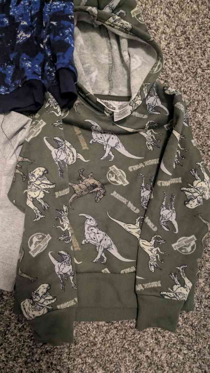 winter boys shirts - Kansas City, Kansas - FleaMarketBay