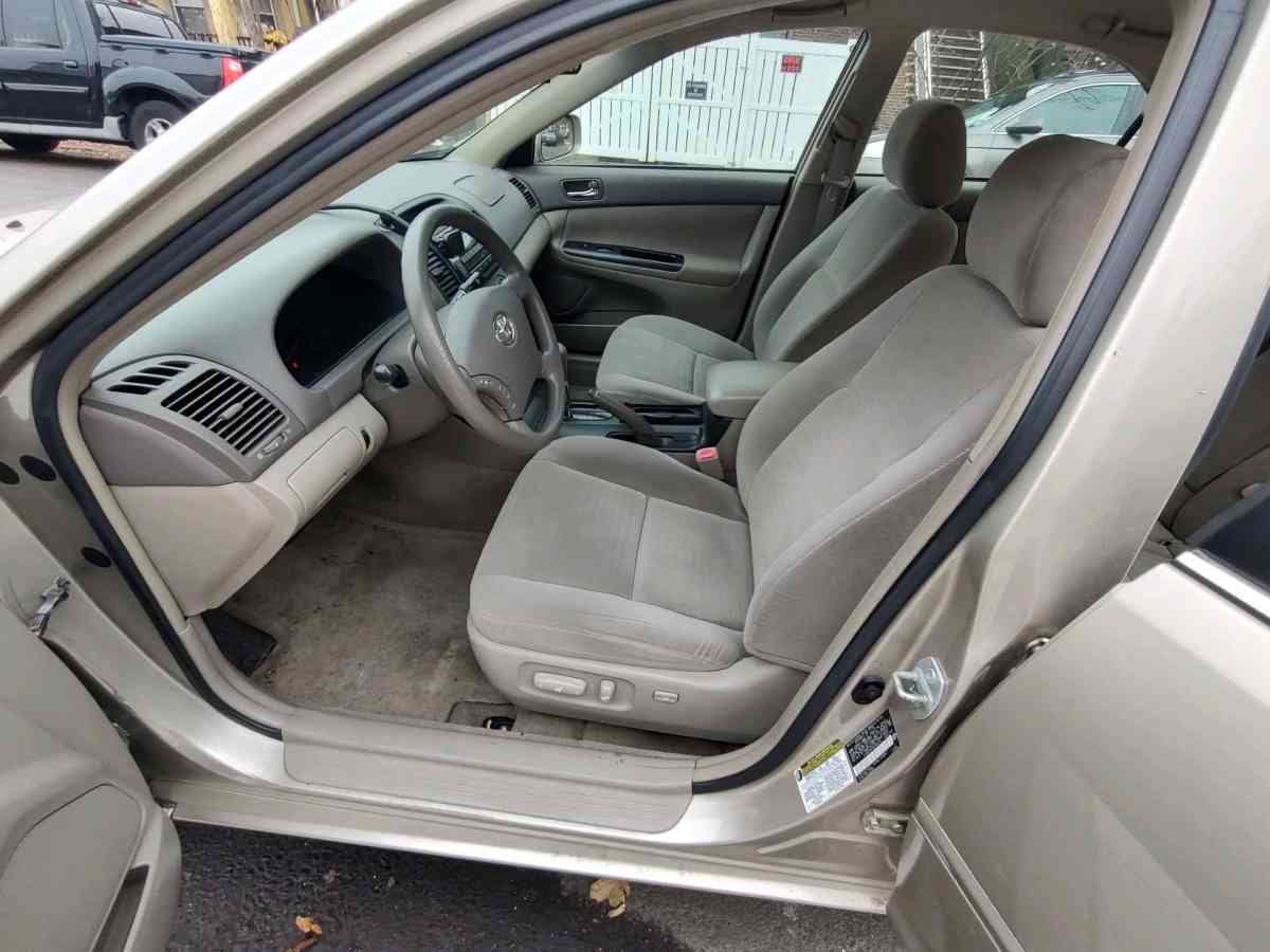 I sell in my own car and about the price we can talk - Brooklyn, New York - FleaMarketBay