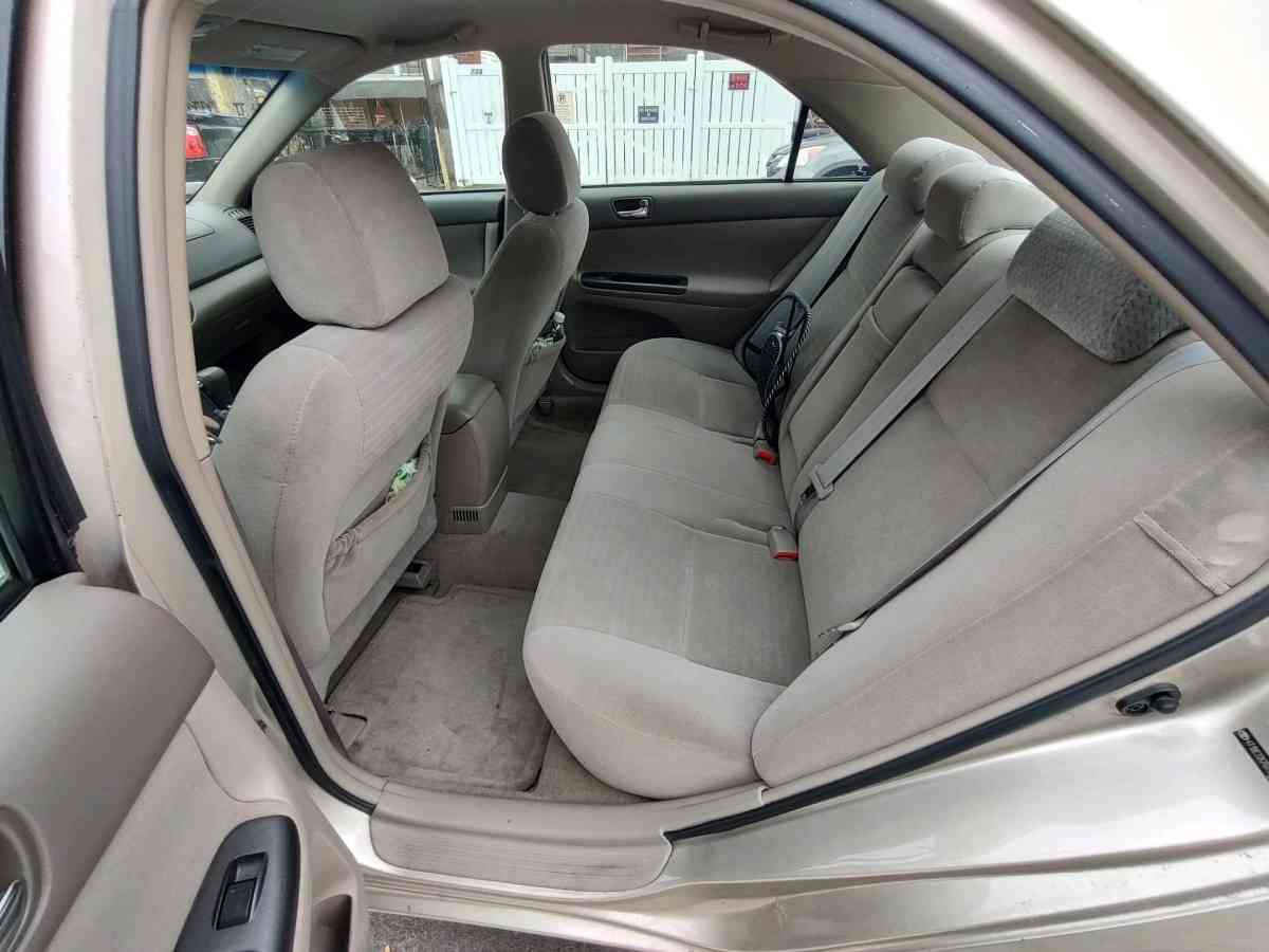 I sell in my own car and about the price we can talk - Brooklyn, New York - FleaMarketBay