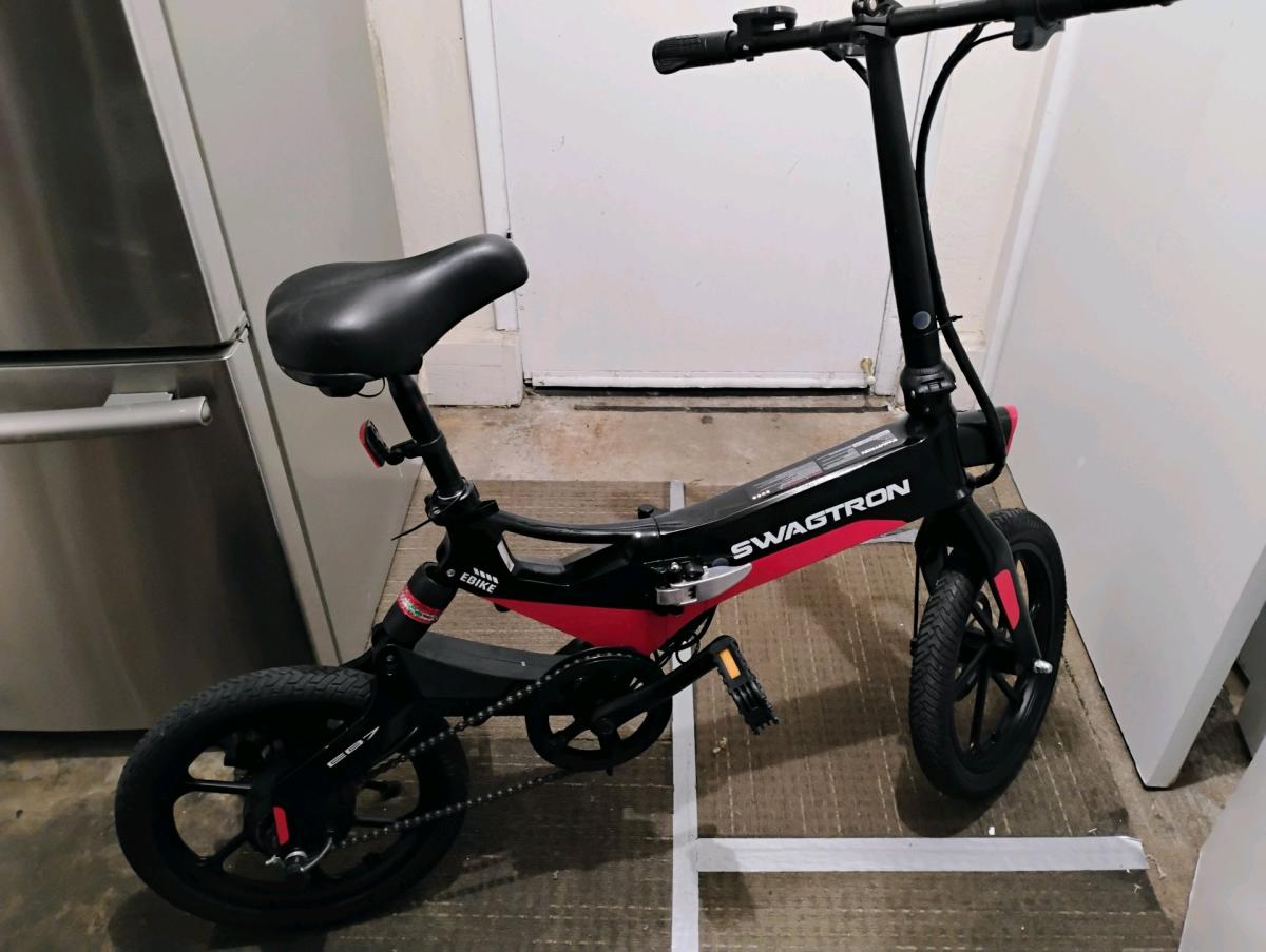 swagtron electric bike - Adelanto, California - FleaMarketBay