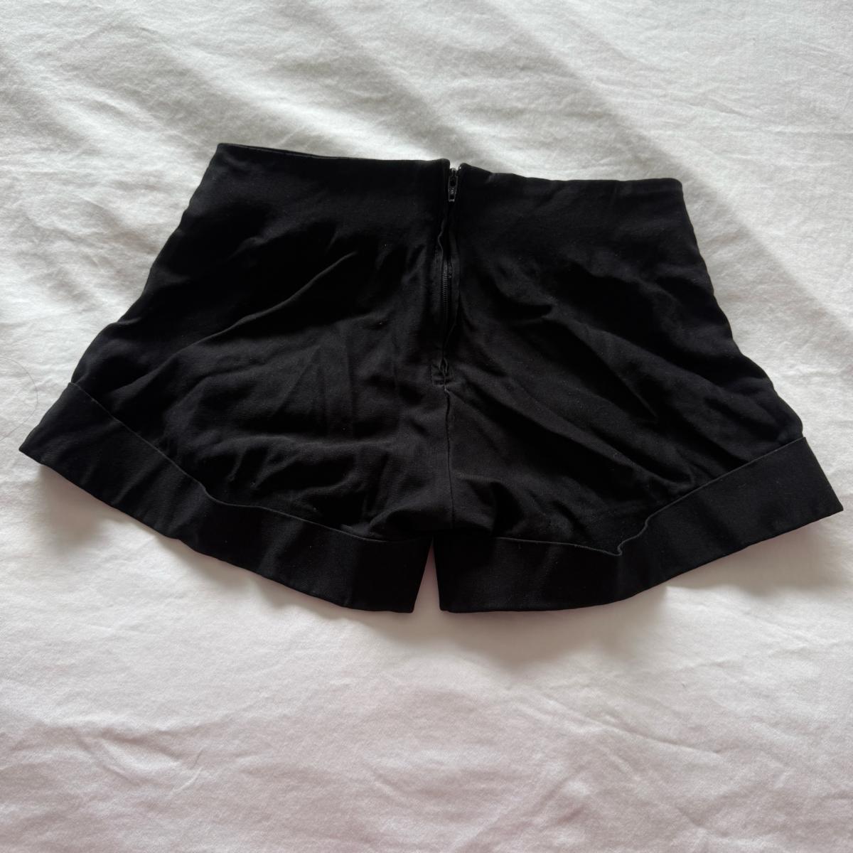 Black HighWaisted Belted Cuffed Shorts  Size Small  Chic Tai - Los Angeles, California - FleaMarketBay