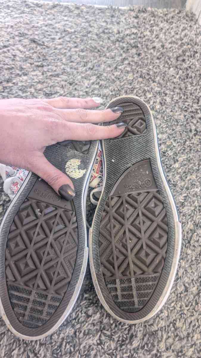 Converse high tops - Kansas City, Kansas - FleaMarketBay