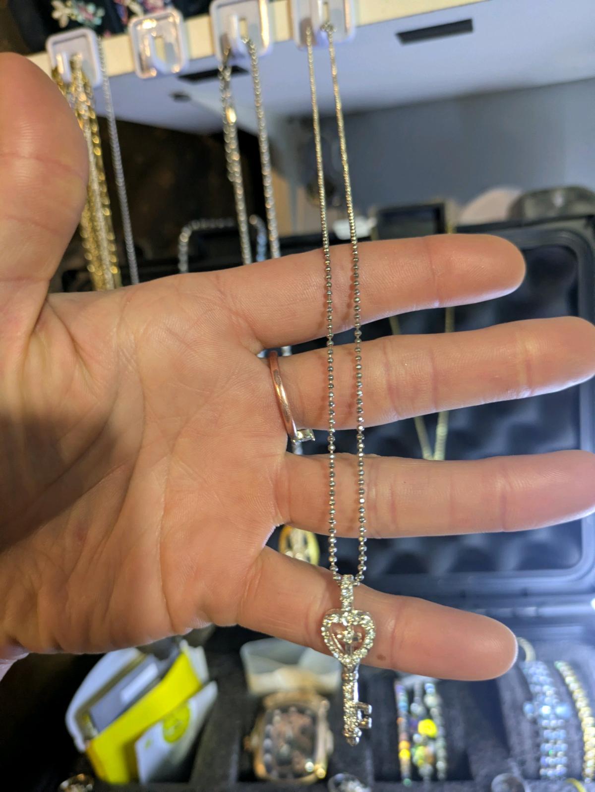 Silver Colored Necklace with Silver Heart Key Pendant - Camas Valley, Oregon - FleaMarketBay