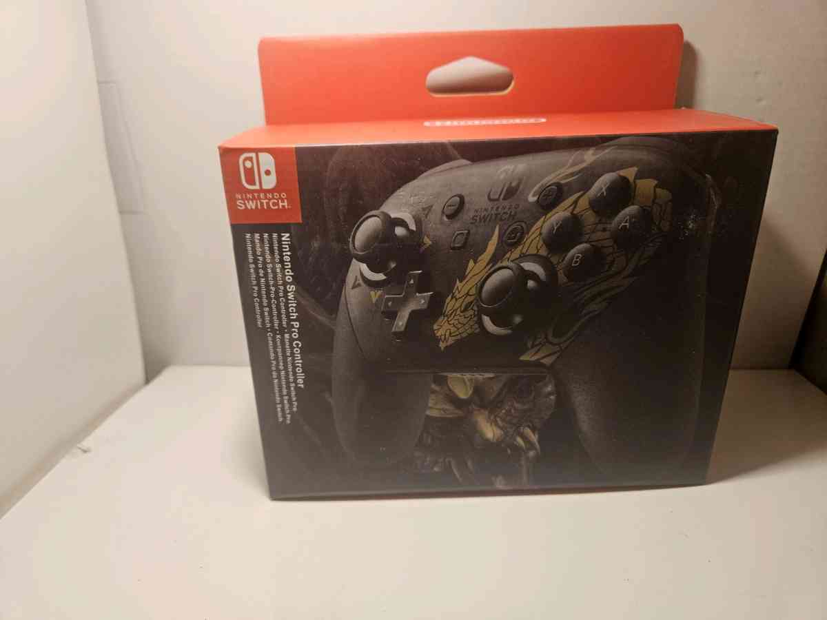 Monster hunter pro controller - Addison, Michigan - FleaMarketBay