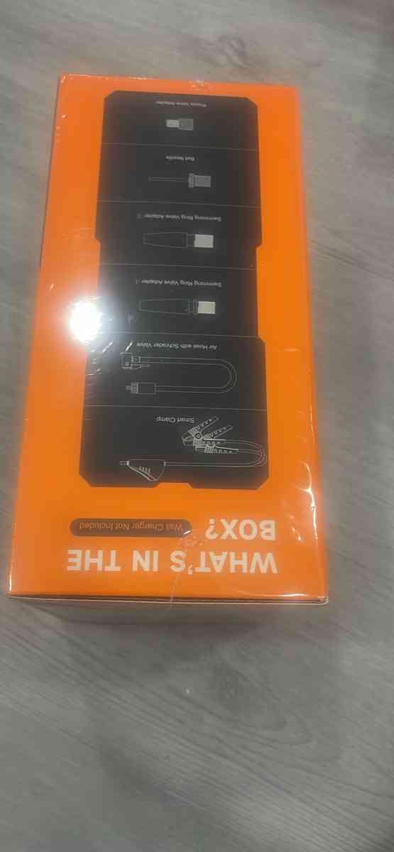 2000A Jump Starter with Air Compressor - Camden, New Jersey - FleaMarketBay