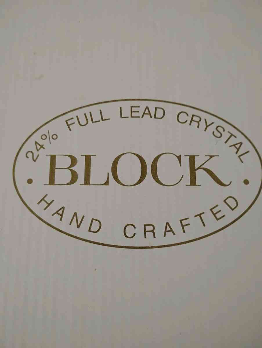 Block Crystal Tulip Bowl - Phenix City, Alabama - FleaMarketBay