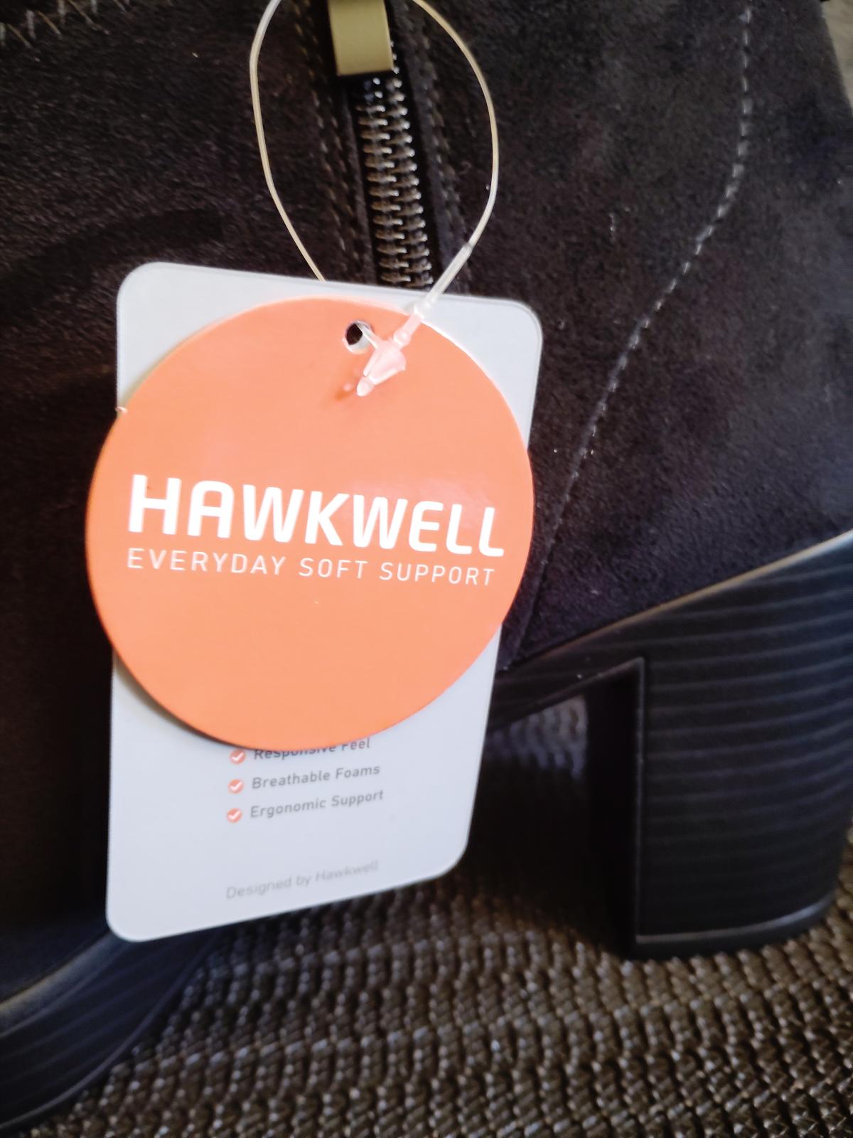 Hawk well Women's Suede Arch Support Side Zipper black Size 9 - Virginia Beach, Virginia - FleaMarketBay