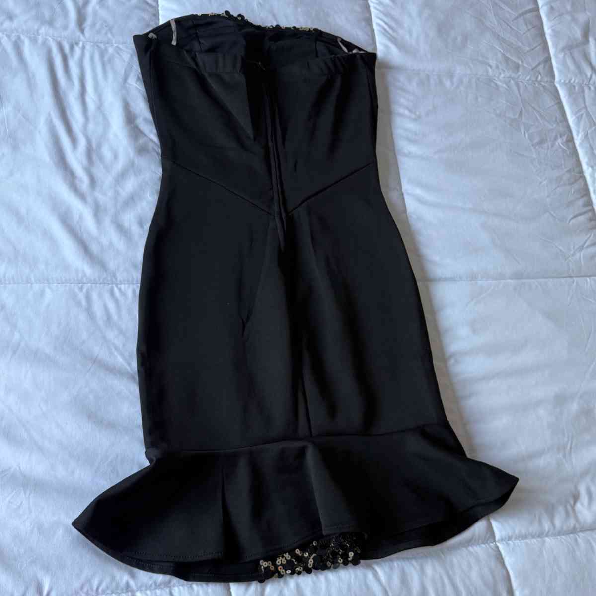 Glam Strapless Black Cocktail Dress with Gold Sequin Panel - Los Angeles, California - FleaMarketBay