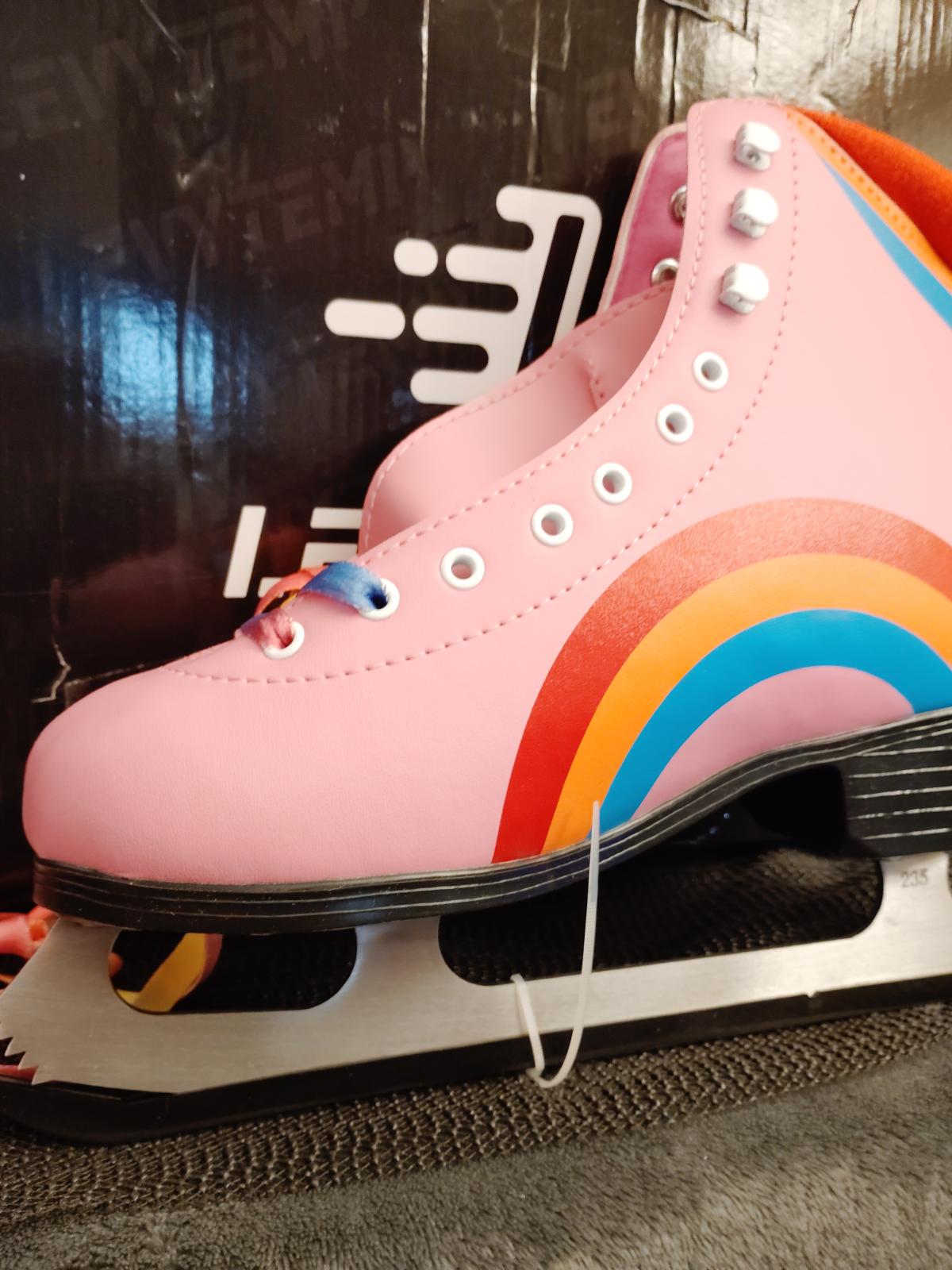 Ice Skates size 8