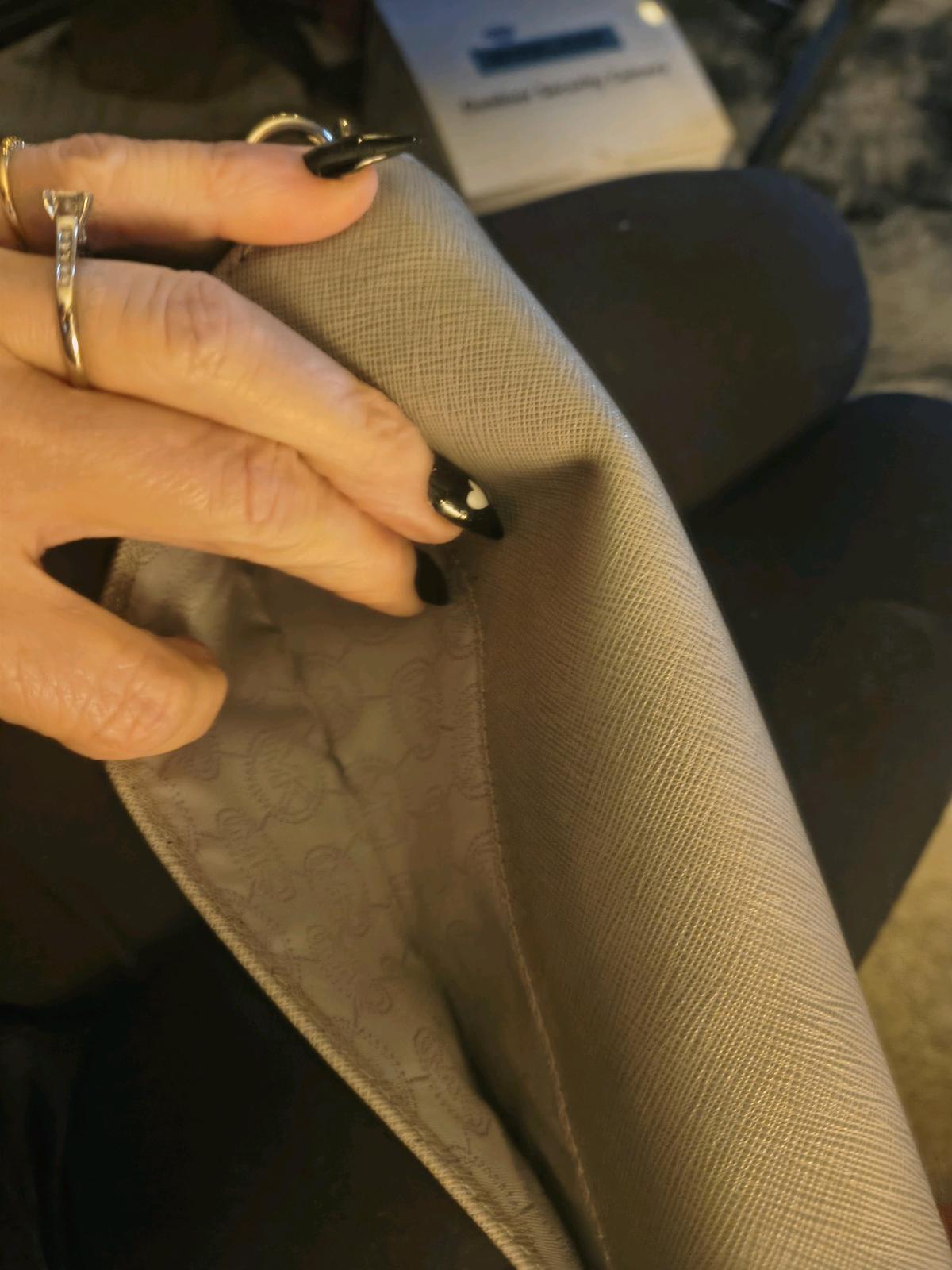 Michael kors purse - Alicia, Arkansas - FleaMarketBay