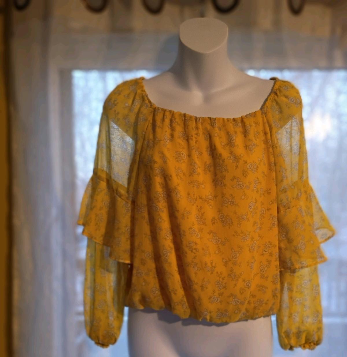 blusa de mujer - Fredericksburg, Virginia