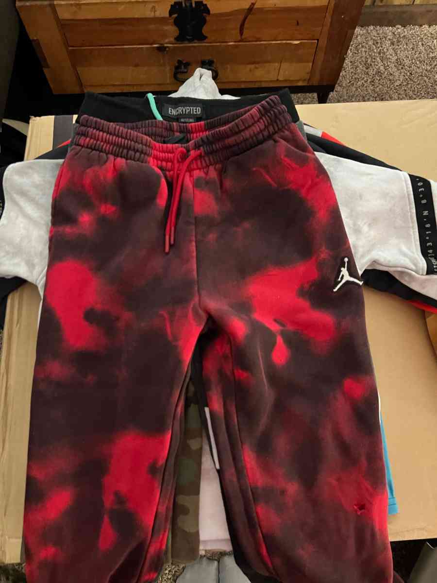 Box of Mixed Boys Clothes - Lithia Springs, Georgia - FleaMarketBay