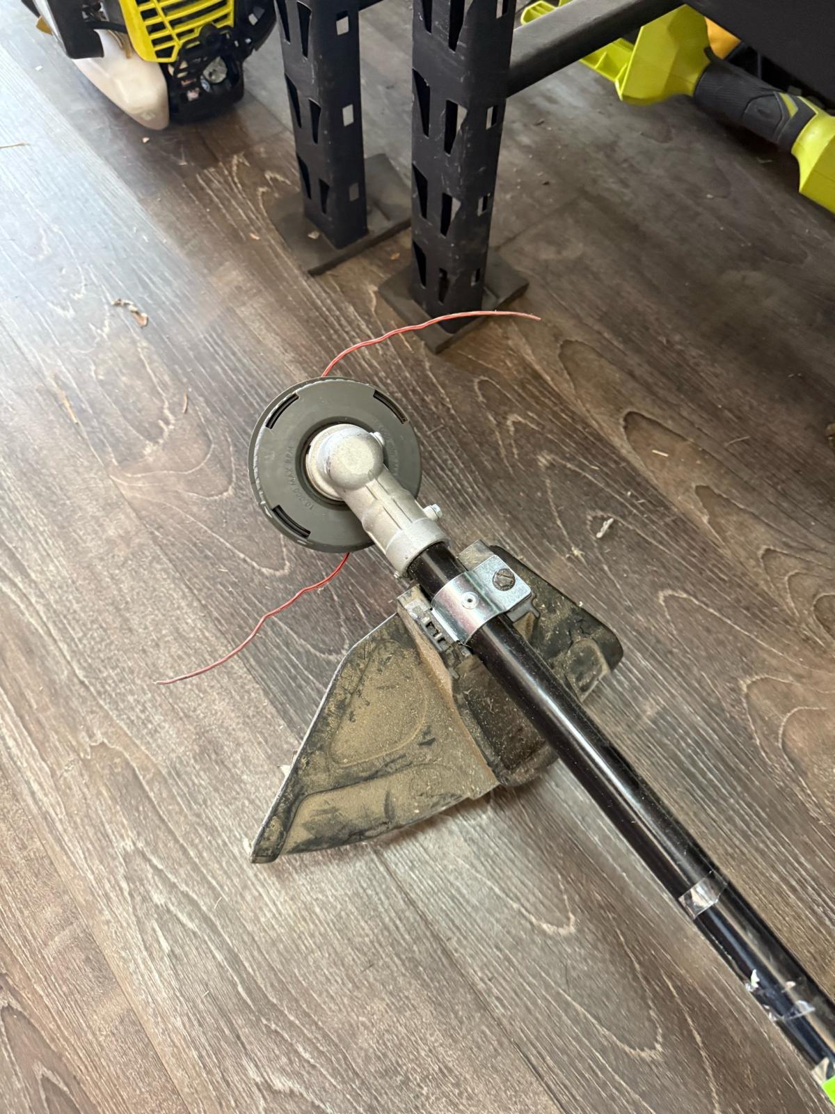 Ryobi 40v weed trimmer - Acworth, Georgia - FleaMarketBay