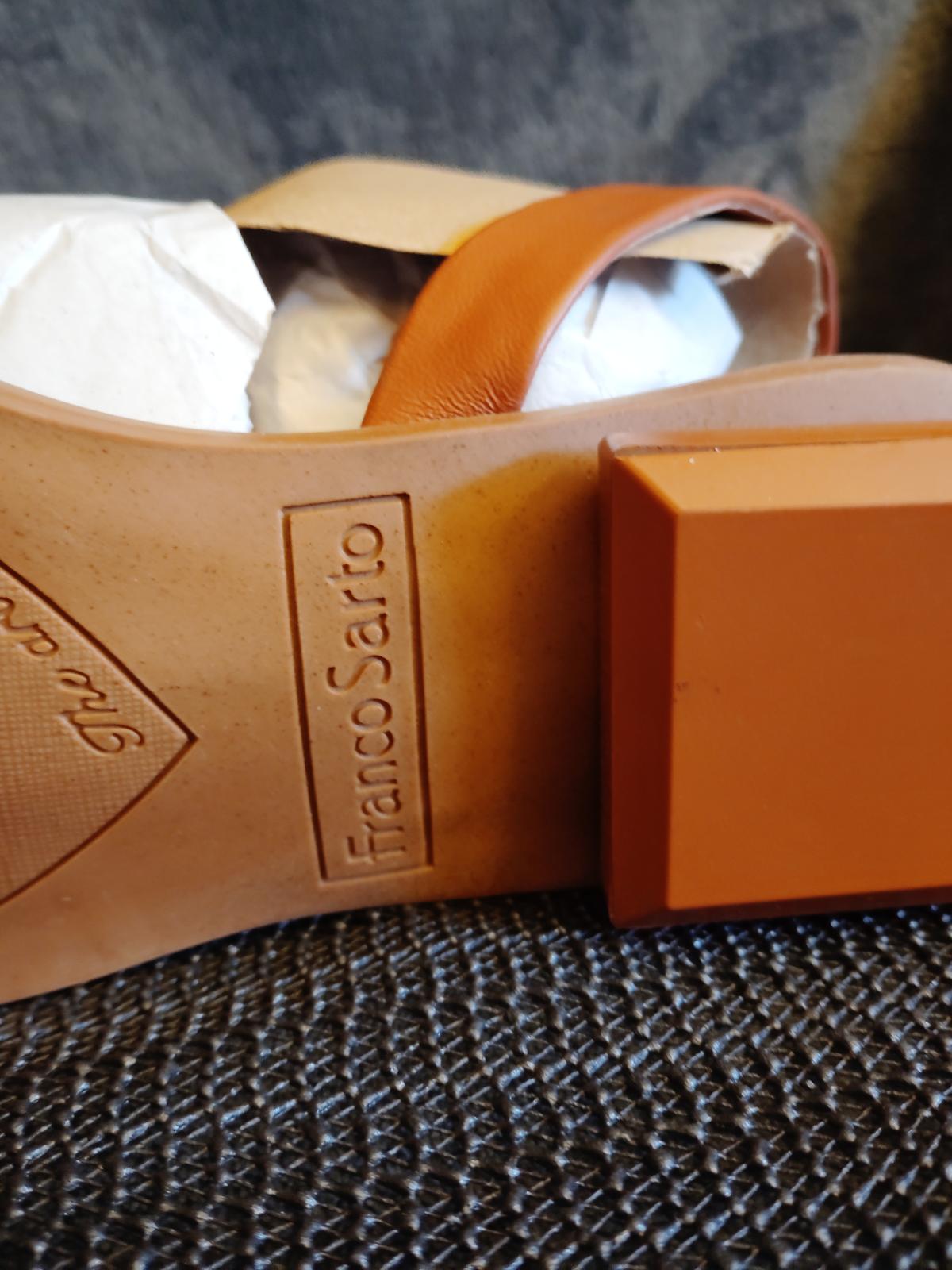 Franco Sato Woman's Parker Strappy Flat size 6 M - Virginia Beach, Virginia - FleaMarketBay