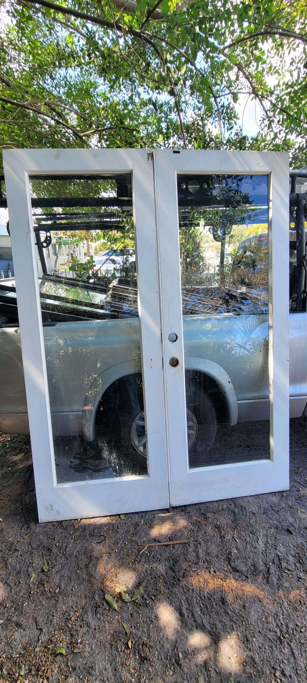 puerta francesa 60 x80 - North Miami Beach, Florida - FleaMarketBay