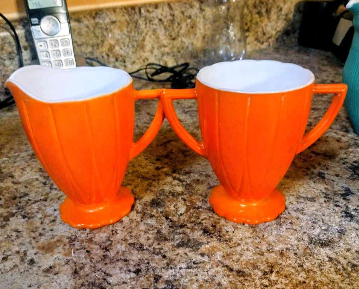 Hazel Atlas Cream and Sugar - Corning, Arkansas