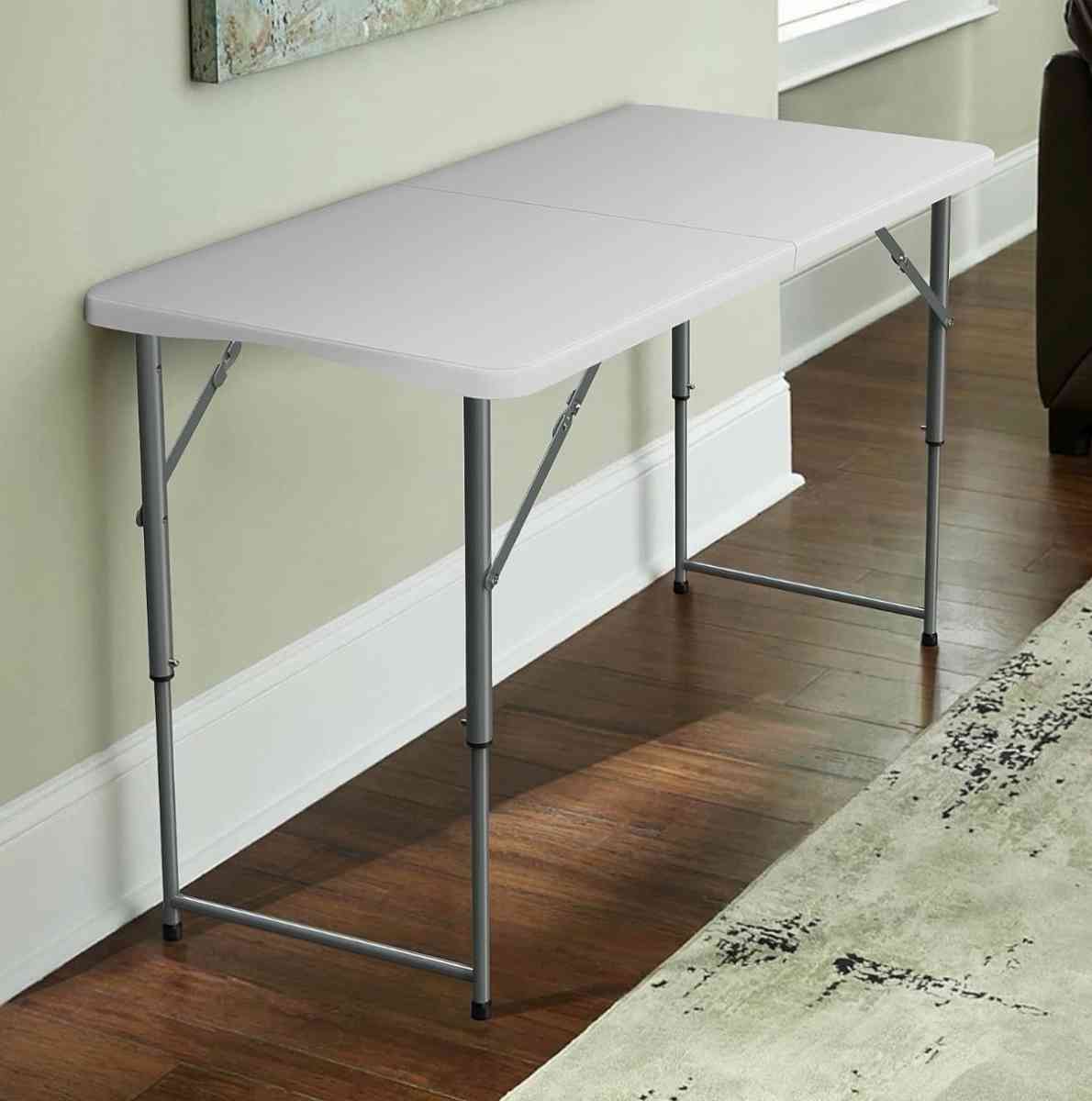 Folding Picnic Table 4Foot Adjustable Height 4FT Plastic Tab - El Monte, California