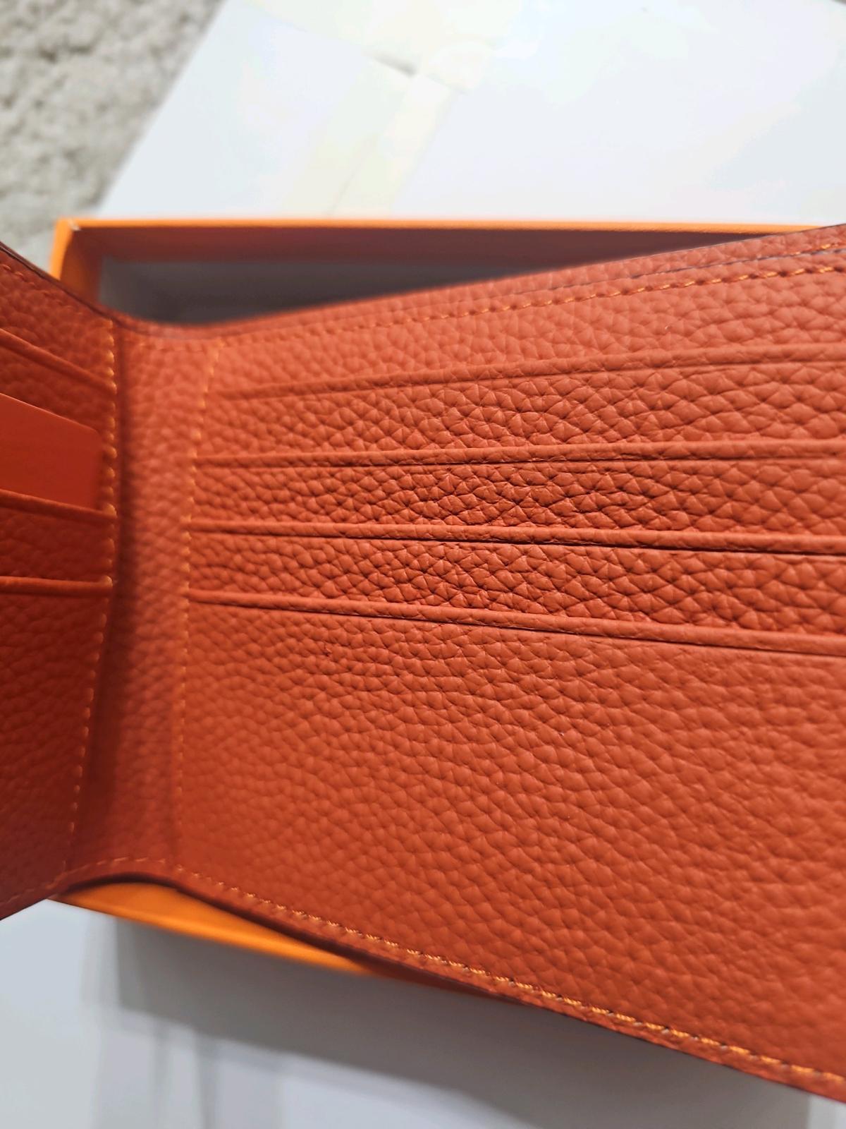 Herms Mens Wallet - Franklin, Ohio - FleaMarketBay