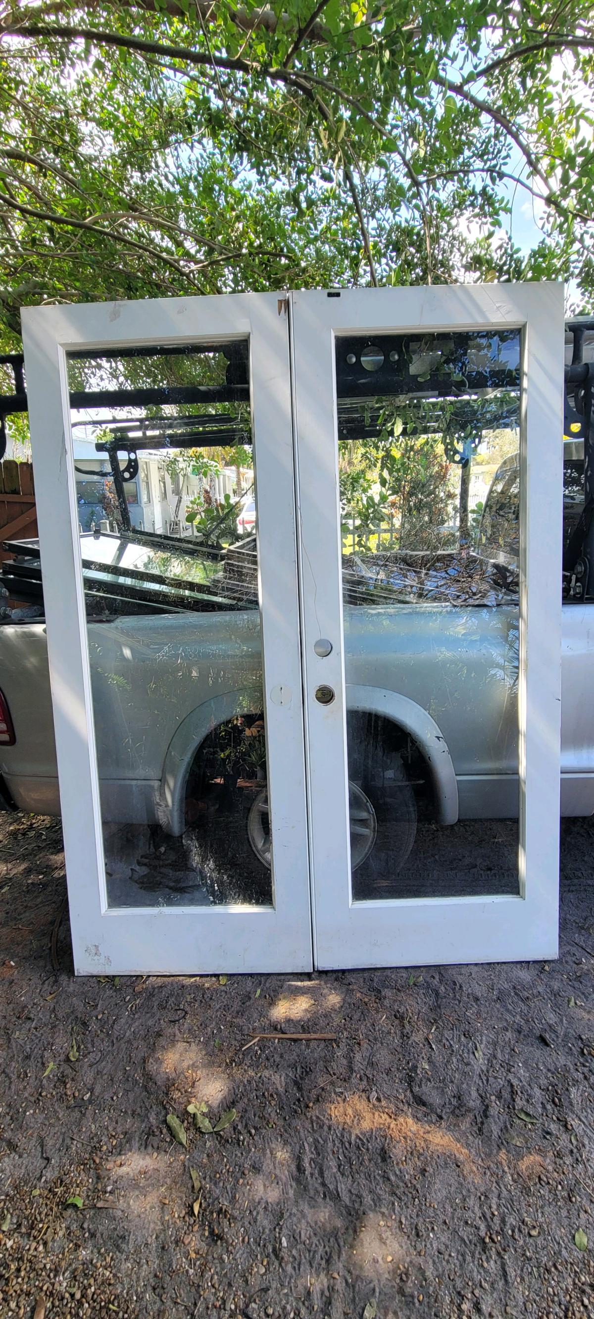 puerta francesa 60 x80 - North Miami Beach, Florida - FleaMarketBay