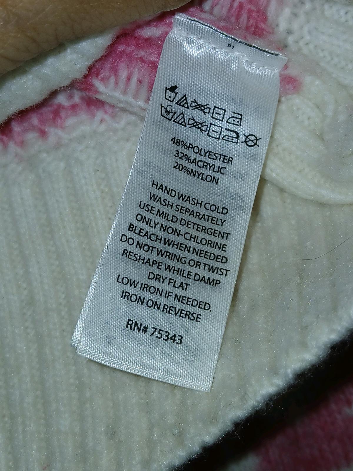 JESSICA SIMPSON  SWEATER - Fontana, California - FleaMarketBay