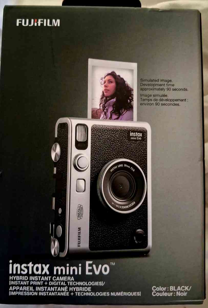 instax Mini Evo Polaroid camera - Hollister, California - FleaMarketBay