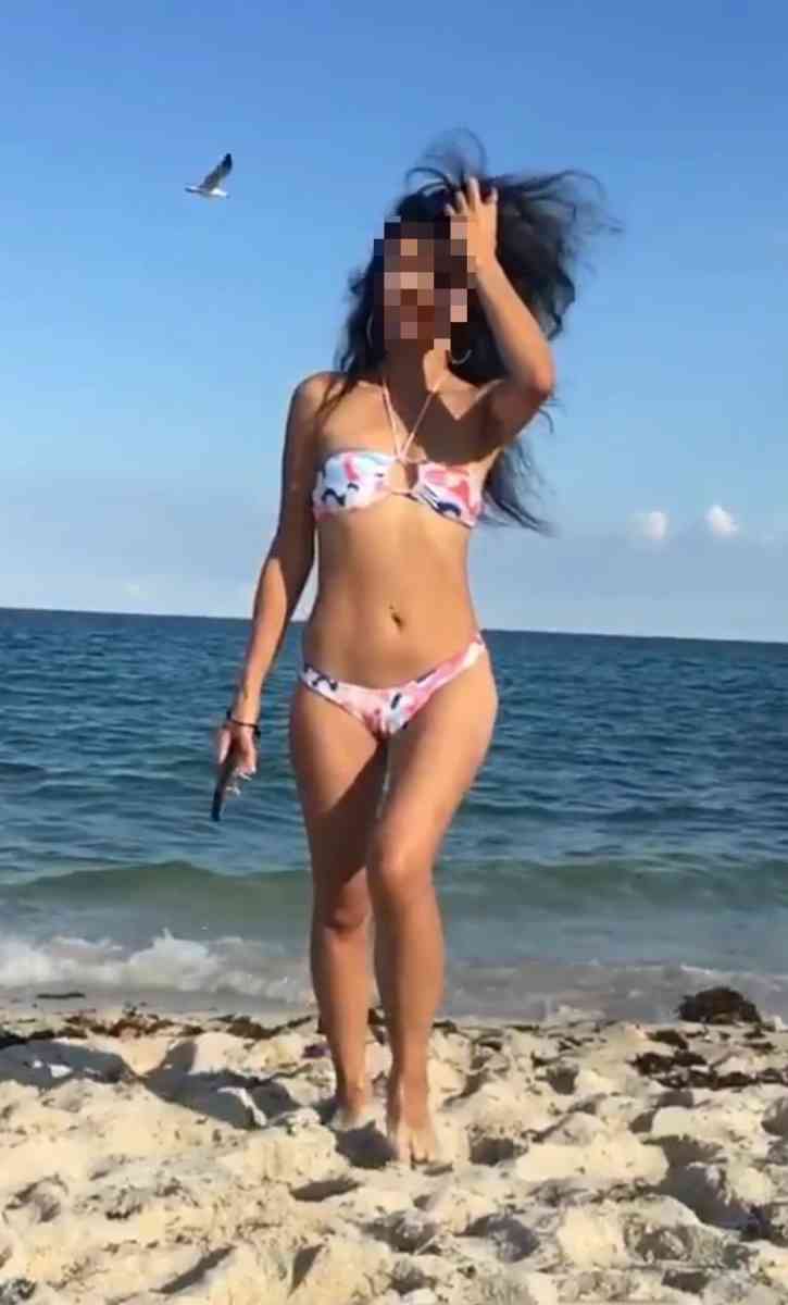 Colorful Abstract 3Piece Bikini Set w Padded Top  Sheer Wrap - Los Angeles, California