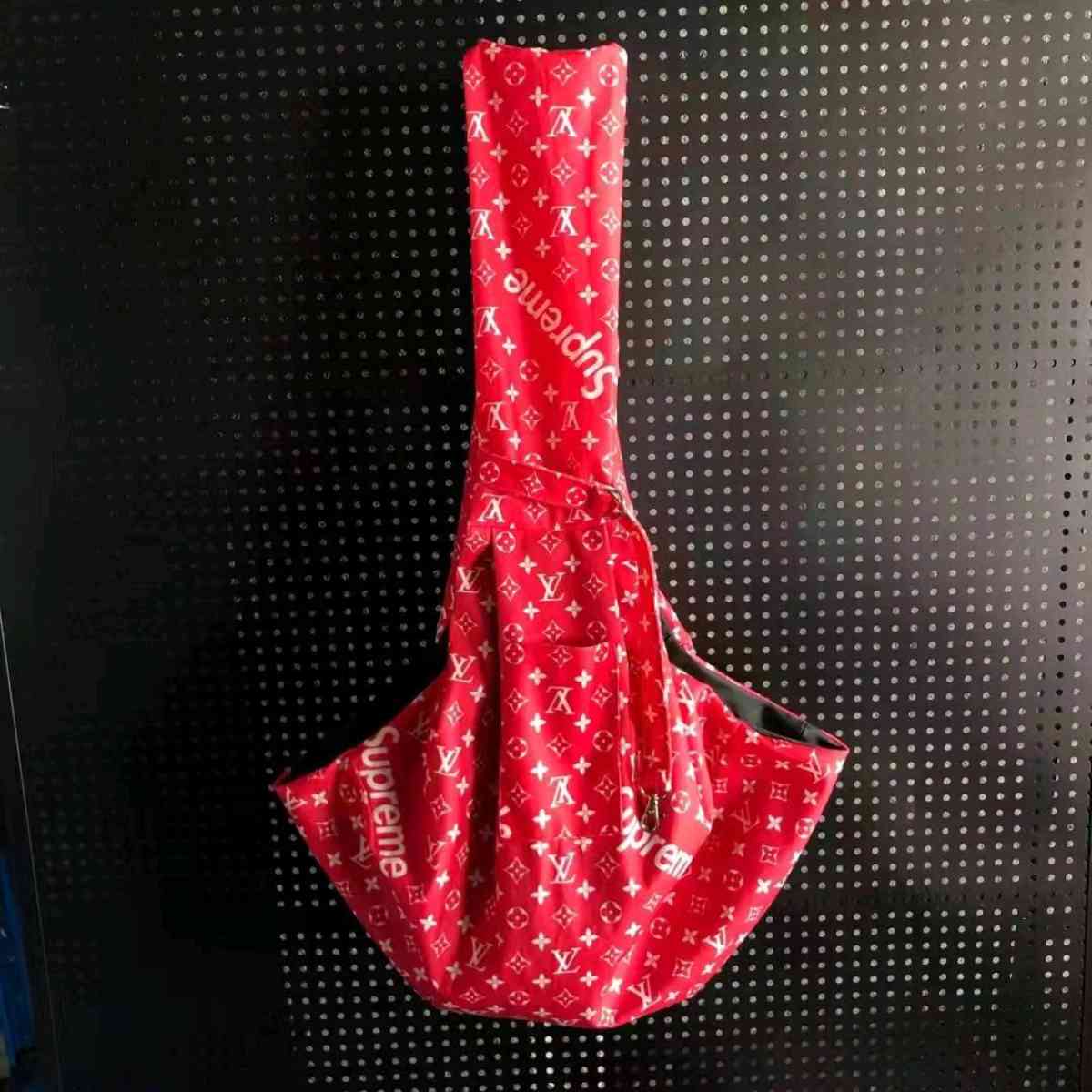 one pet shoulder carrier - Atlanta, Georgia - FleaMarketBay