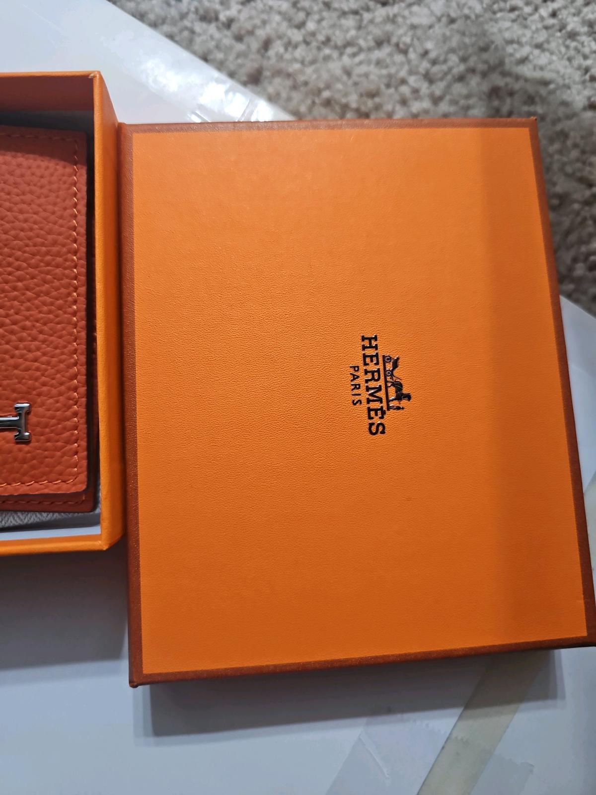 Herms Mens Wallet - Franklin, Ohio - FleaMarketBay