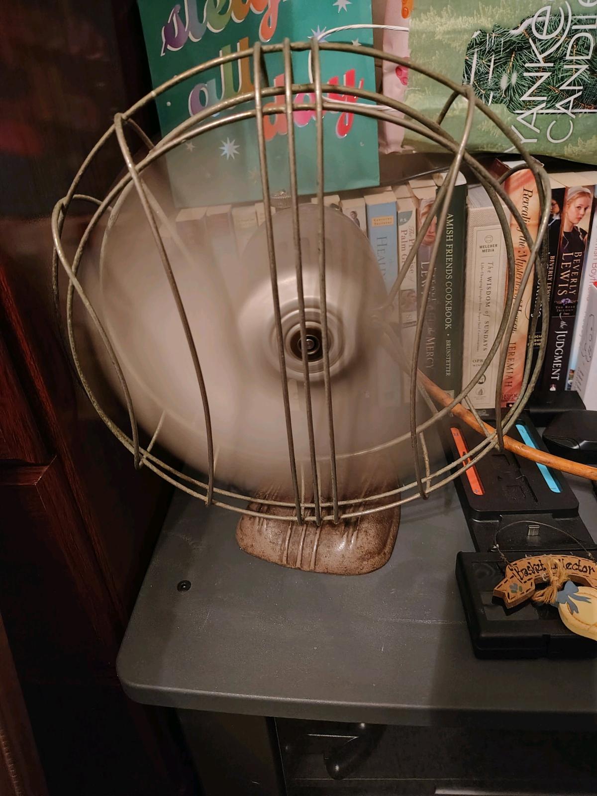 antique electric fan - Chambersburg, Pennsylvania - FleaMarketBay