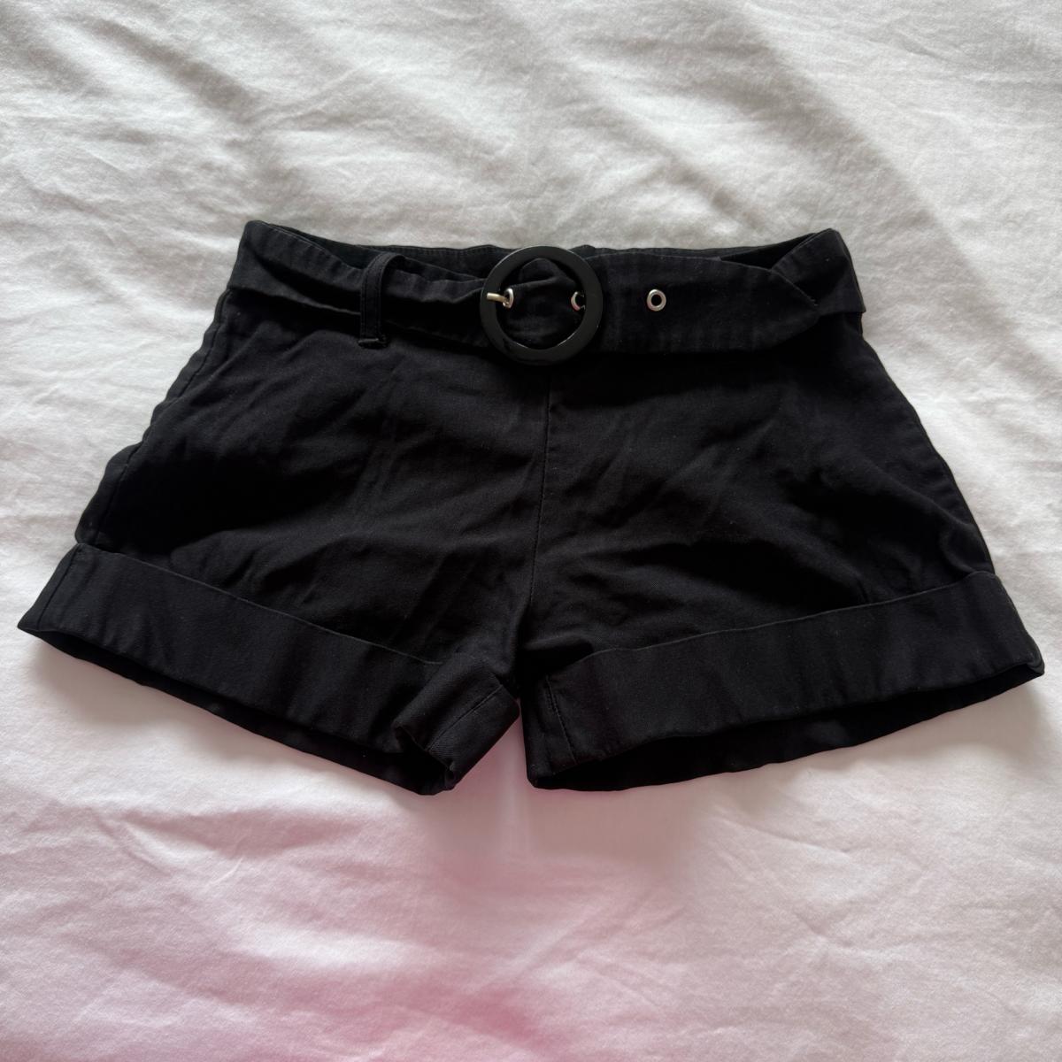 Black HighWaisted Belted Cuffed Shorts  Size Small  Chic Tai - Los Angeles, California