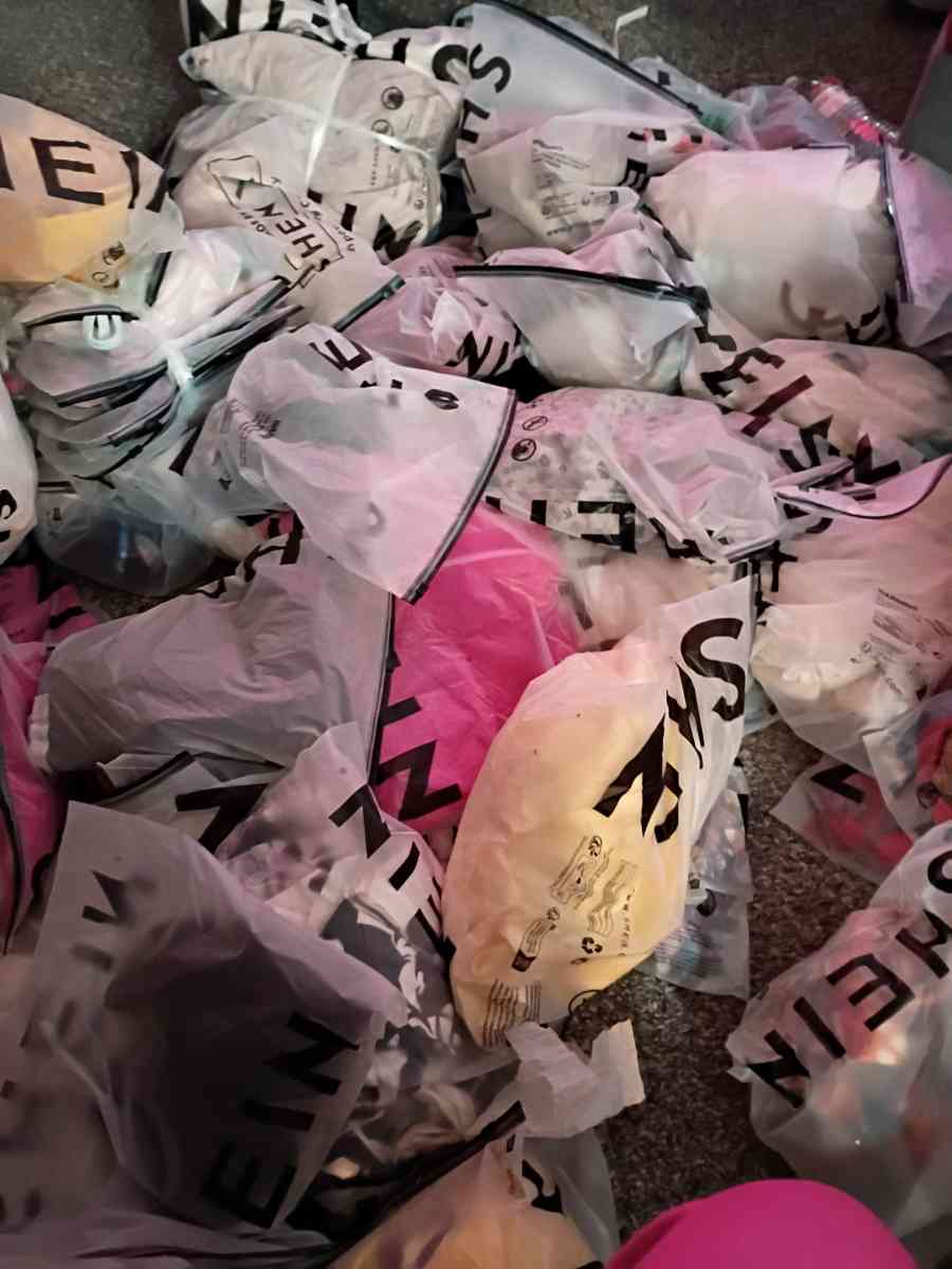 clothes shein - Columbus, Ohio - FleaMarketBay