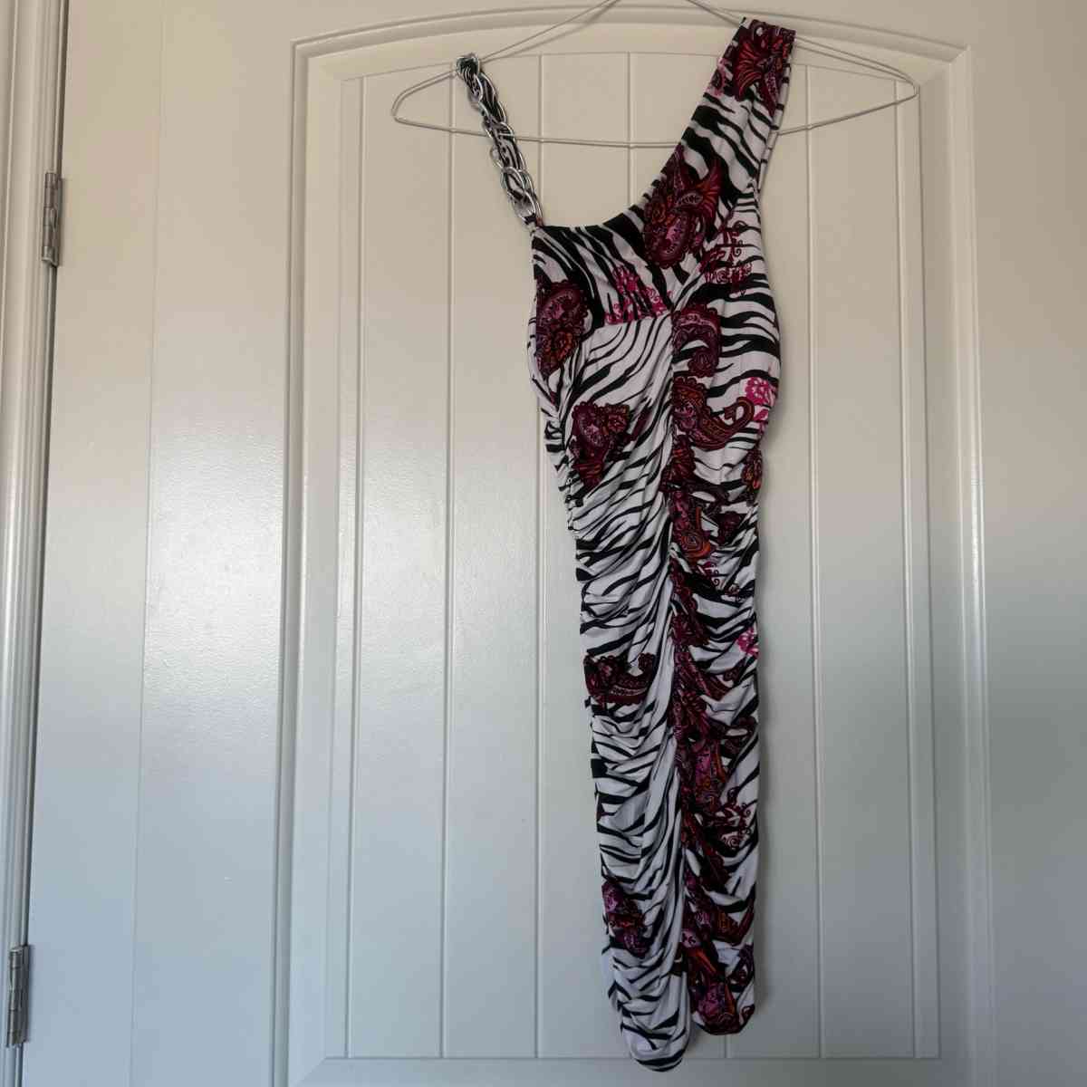 Brand New OneShoulder Ruched Bodycon Dress with Chain Strap - Los Angeles, California - FleaMarketBay