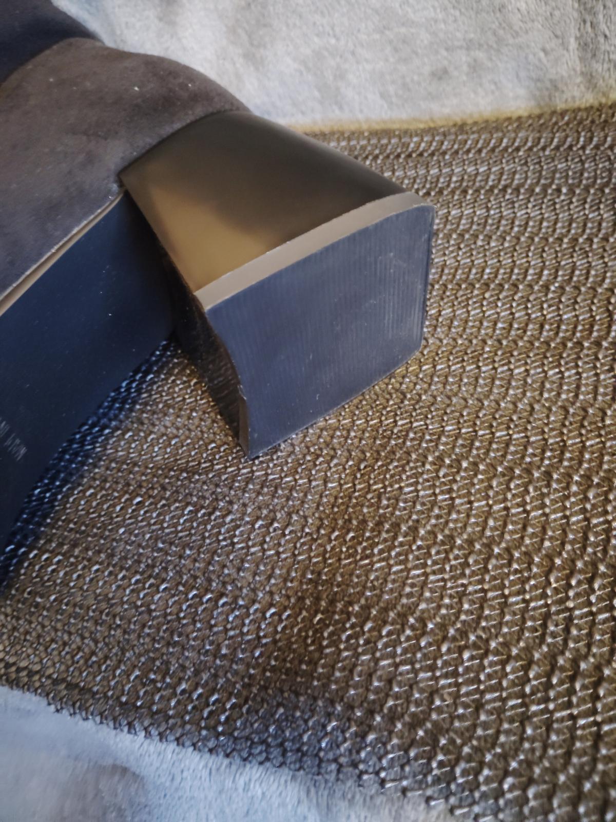 Ablett Knee High Boots black Size 9 - Virginia Beach, Virginia - FleaMarketBay